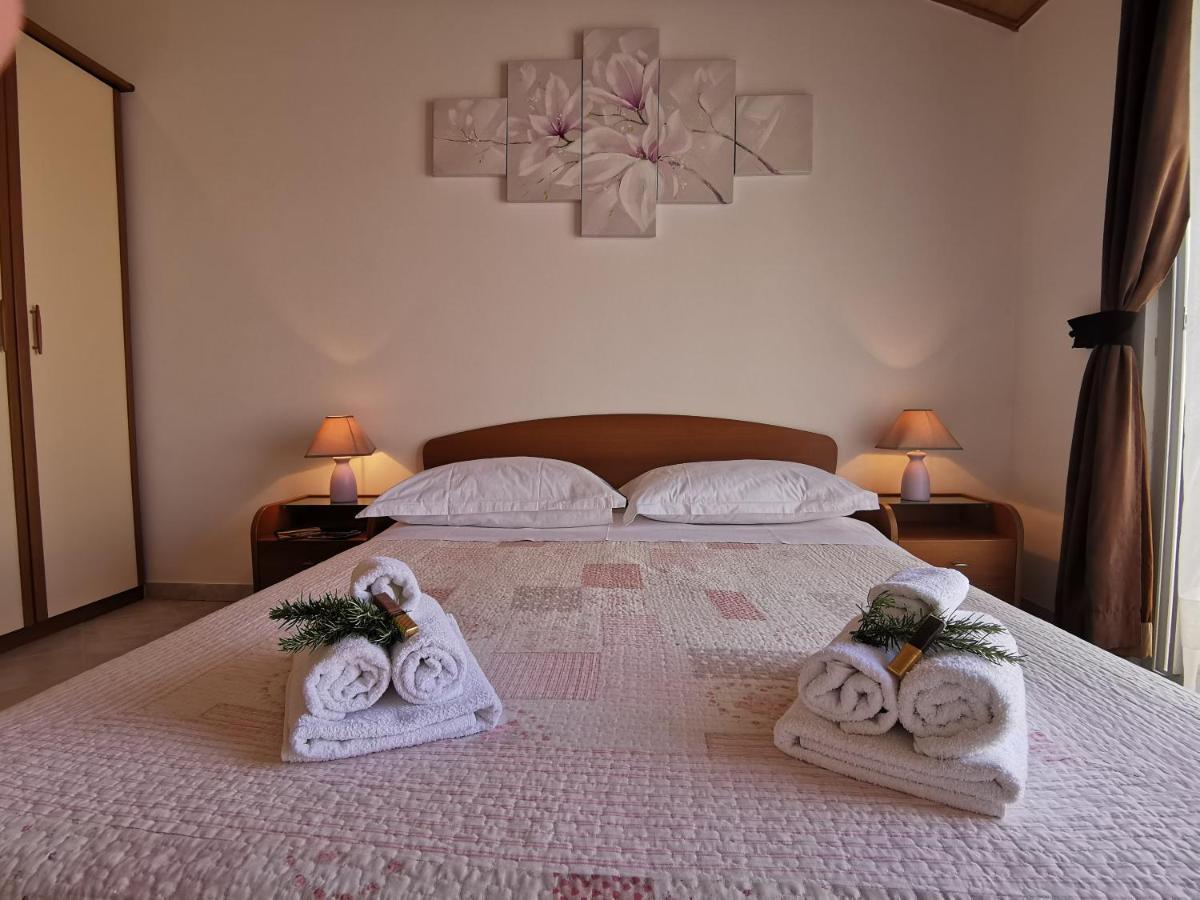 Apartments Marija Λάστοβο Εξωτερικό φωτογραφία